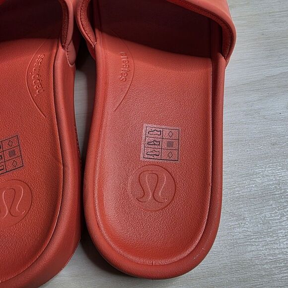 Lululemon Restfeel Slide Red Solid Casual Slides Gym Women's Size 9 - Picture 8 of 14